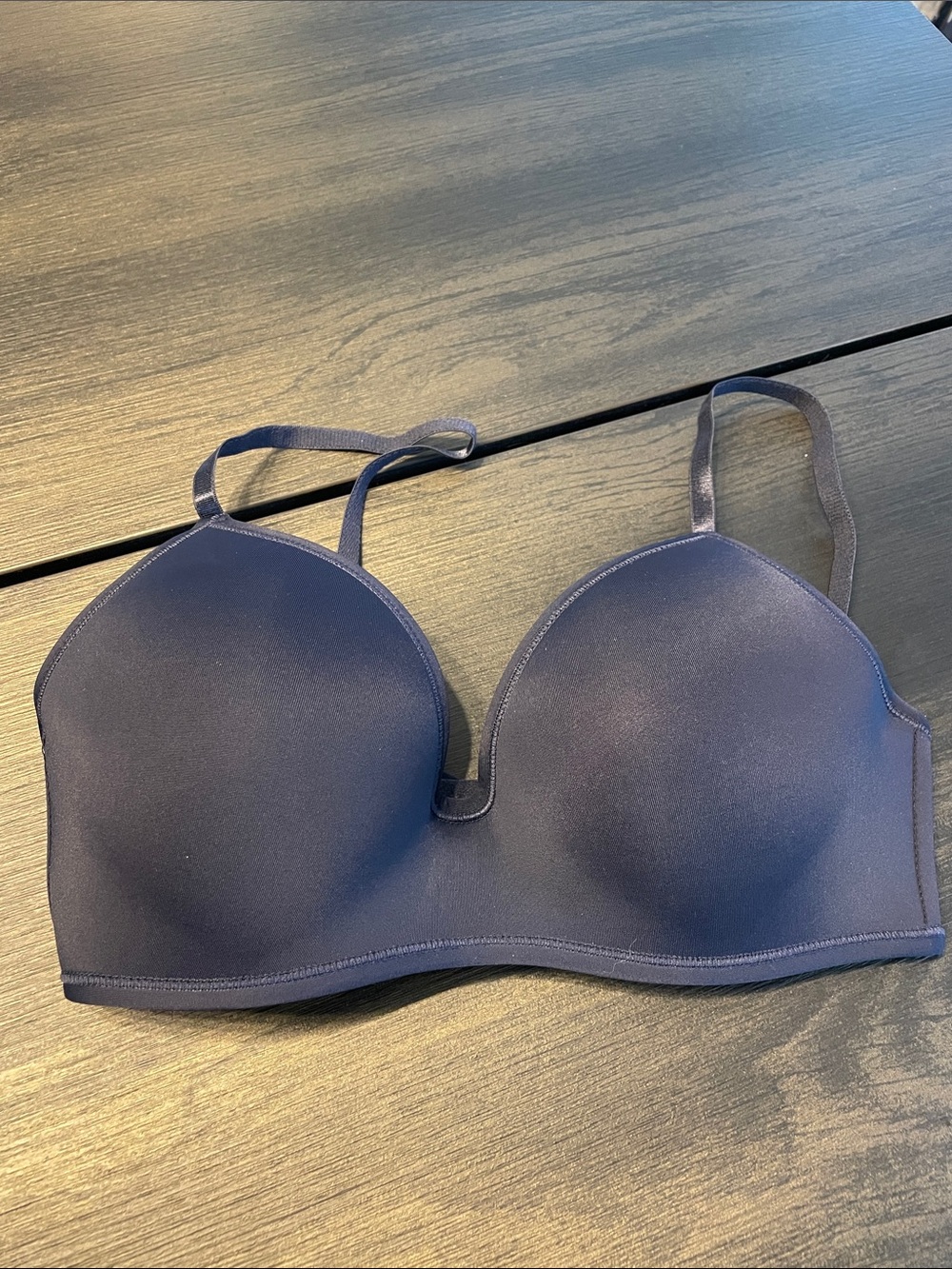 Women's Seamless Molded Bra in Navy - Comfortable Everyday Support
